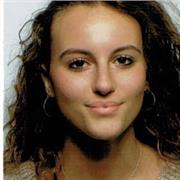 Studentessa universitaria per ripetizioni